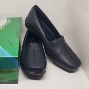 EAST STREET NAVY BLUE FLATS 8.5 M